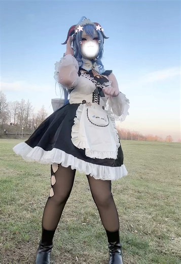 Ever seen a dancing goat? 🐐 Also lbm sooonnn!! And yesss Ill attend all days, and yes, as always I dont know my line up by now😭🙏 Ill keep you updated in my storys thoooo!! :3💖 #ganyu #maid #genshinimpact #cosplay #lbm