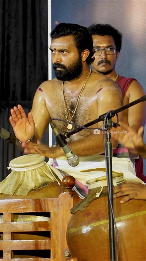 👉 Mizhavu Thayambaka | Kalamandalam Rahul & Party | Kerala Traditional Percussion Performance Enjoy the powerful rhythms of Mizhavu Thayambaka by Kalamandalam Rahul & Party. The Mizhavu, a sacred copper drum used in Kerala’s temple art forms like Koodiyattam, takes center stage in this rare and traditional percussion performance. Thayambaka, known for its improvisation and rhythmic mastery, reaches new heights when performed on the Mizhavu. Watch, share, and celebrate Kerala’s cultural heritage
