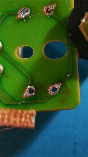 Can I remove 2 diodes without destroying the board? 🔍