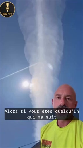 🚨✈️🌫️SCANDALE AUX USA : DE PLUS EN PLUS D’AMÉRICAINS VEULENT POURSUIVRE LE GOUVERNEMENT FÉDÉRAL EN JUSTICEIls l’accusent d’empoisonner quotidiennement leurs cieux avec des produits toxiques.Chemtrails, geoingenierie, pulvérisation d’aérosols stratosphériques…Les gens en ont assez d’être traités comme des cobayes et disent : « Ça suffit ! »Le gouvernement fédéral va-t-il enfin être tenu responsable ? Vous en pensez quoi ? Est-ce que ça peut arriver bientôt en France aussi ?