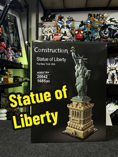 Building the Statue of Liberty with LEGO