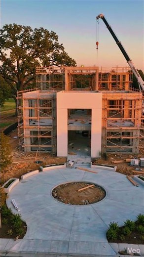 Restoring A Ruined Abandoned Mansion Into A Modern Masterpiece! 🏚️➡️💎
