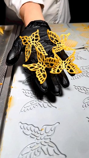 8.2K views · 157 reactions | Honey Tuile  Easy and fast decoration...