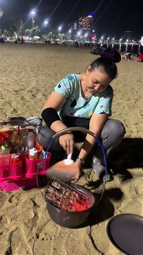 It's crispy even without being mashed! Not chewy at all 🤤 I want some rice with it 🤣🤣🤣