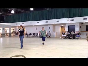 Footprints In The Water - Line Dance