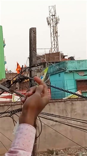 ghar ke pass fas Gaya Patang 😱#patang #minivlog #kite #shortvideo