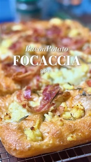 Lavi&Nik on Instagram: "THE MOST LOVED IN 2025 ❤️ ONCE YOU TRY THIS, YOU’LL NEVER GO BACK! 🙌 🍞 ONE-HAND FOCACCIA WITH POTATO, BACON, AND ROSEMARY 🥔🥓🌿 The easiest, fluffiest focaccia ever! It’s so simple, you won’t believe it. ✨ The secret: No kneading, just love and patience. Take care of her for 2 hours, have some fun outside, then come back and massage her—bake for just 20-30 minutes, and you’ve got yourself a golden, crispy, pillowy focaccia that’ll change the game. 🕒 This version with 