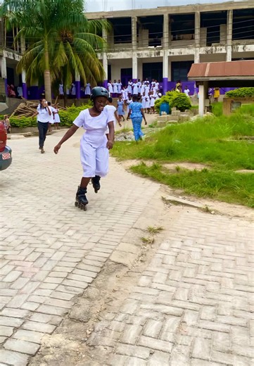 Visit from MY FAMILY and the SKATE FAMILY and they came with SKATE 🛼 @Babytitus✞ @❤️💍Błũêbéřřÿ❤️💍 @justiceantwi🇬🇭 @MADROLLERS.GH🇬🇭 @Quad Queens of Ghana