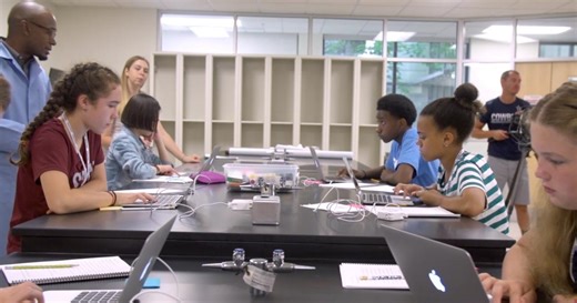 Finding Your Roots: The Seedlings:Observable Traits Season 1 Episode 4