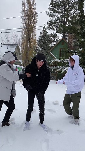 @lilhuddy @petroutv @nickaustinn