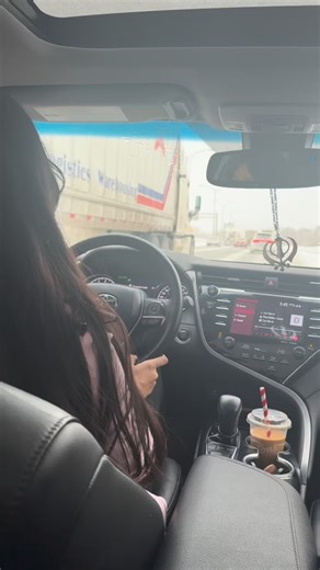 Chanpreet Sandhu || Digital Marketing on Instagram: "⏳ Don’t waste time waiting for the “perfect moment.” If you want to do it… do it now. Because one day turns into one month. One month turns into years. And suddenly you’re still standing in the same place, wondering “what if?” 🤍 I used to tell myself: “I’ll start when things calm down.” “When the kids are older.” “When I feel more confident.” When I have more time. But the truth is… ⏰ There will NEVER be more time. You make time for what matt