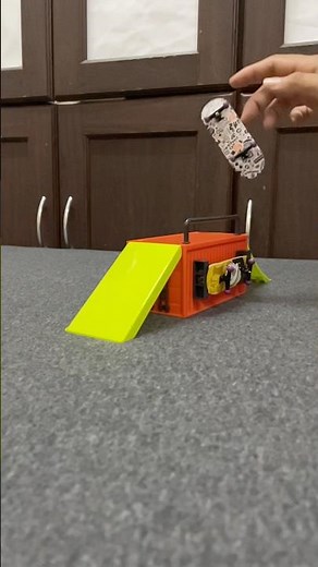 skate park #fingerboard