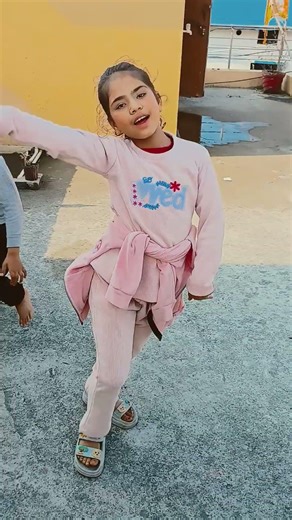 Con Calma#trendingshorts #dance #superindiadamcee #viralreel