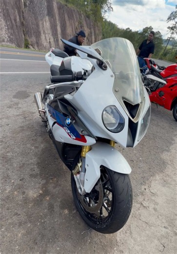 BMW S1000RR: cómo brilla el basculante de aluminio