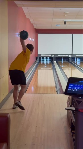 Mastering Bowling Techniques for Better Game Performance