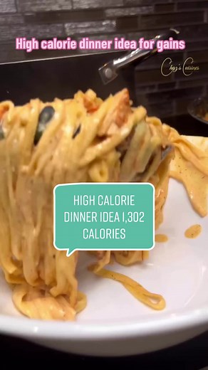 You know we do not play about our girls so heres a quick and easy High calorie dinner idea straight from our Real Weight Gains High calorie recipe book for gains 💪
