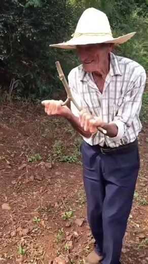 Técnica Antigua 99% Efectiva para Buscar Agua