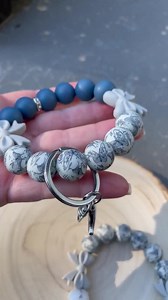 Beaded Wristlet Keychain With Bow Coquette Aesthetic Vintage Butterfly Toile Design - Etsy