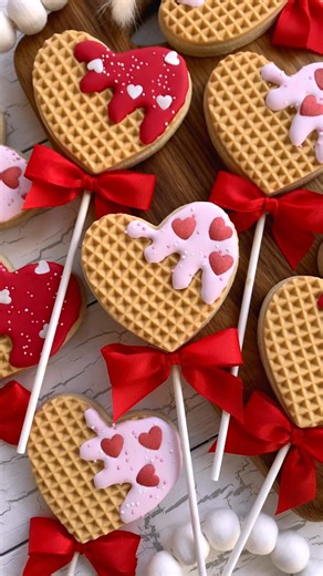 102K views · 2K reactions | These cookies are sure to sweeten your Valentine’s Day  made with Katy Sue Waffle texture mould. Made wth love by Bibbidi Bake Co ❤️ See more baking ideas for a sweet Valentine's Day https://katysuedesigns.com/blogs/cake-decorating-blog/baking-ideas-for-a-sweet-valentines-day #katysuemoulds #cookiedecorating #cookieideas #cakedecorating #valentinecookies | Katy Sue Cake Decorating | Facebook