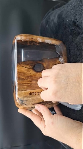 18K views · 307 reactions | Wood and Epoxy vase I made out of an old rotted log  #epoxyresinart #woodart #woodandresin #epoxy #epoxyart #epoxyresin #woodandepoxy #asmrsounds | Sew Colorful Studio | Facebook