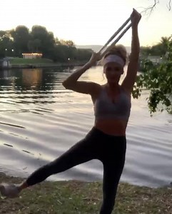 55K views · 235 reactions | Summer getting creative with a Face Shield while in quarantine! ‍♀️ How have you been passing the time at home? 樂 ———————— Video: @summer_rials �#SATeam #REPSA #SACo #FaceShield #Workout #Tiktok #Quarantine | SA Company | Facebook