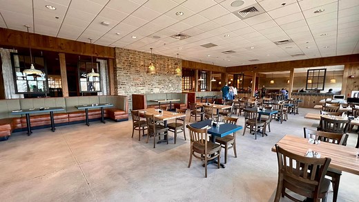 Gettysburg resort's Farmhouse Restaurant opens for daily business