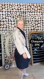 4.1K views · 126 reactions | "¿Clásico o atrevido? Este look combina lo mejor de ambos mundos: un vestido negro camisero super versátil y una cazadora de piel que le da ese toque *edgy*. ‼️Estilazo para cualquier ocasión‼️ #Moda #Outfitlnspo #Estilo" #byeliss #parati ¿Te gusta❓❓ | ByElyss boho vintage | Facebook