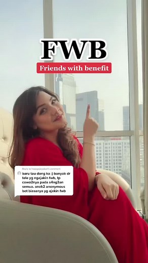 Understanding FWB Relationships: Meaning, Benefits, and Pitfalls