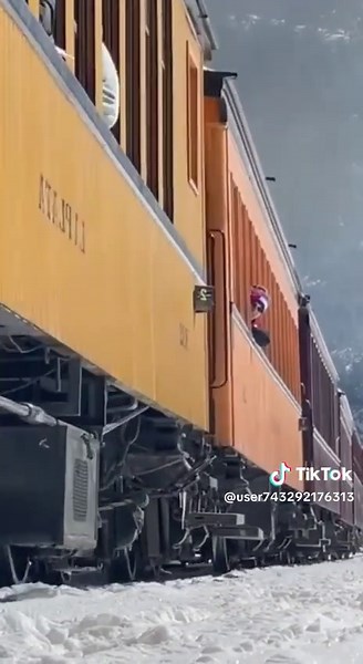 Exploring the Fascinating World of Train Sounds