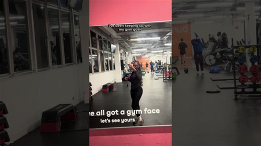 Thinking about postgraduate study? Discover the flexibility of UofG Online 📚 | University of Glasgow Online