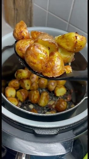 ROAST POTATOES WITH GOATS CHEESE & CHIVES *STEAM AIR FRY* Fluffy & Crispy #potatoes #goatscheese