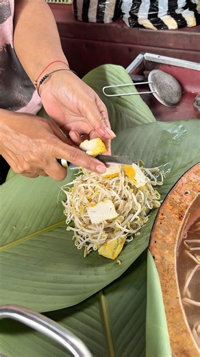 Traditional Indonesian food fried bean sprouts $ 0,88