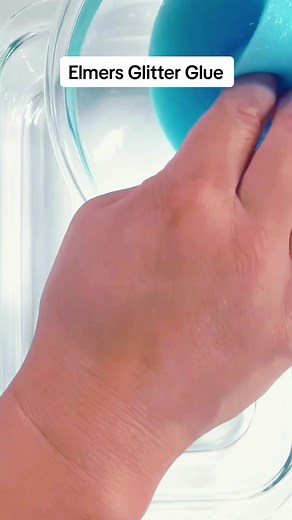 Elmers Glitter Glue collection.. so pretty… #fypp #makingslime #slime #oddlysatisfying #clearslime #elmersglue #elmers #rainbowslime #diy #pennysslimesatisfy #waxcracking slimetube vc