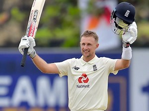 Joe Root Twirls His Bat Before Facing The Ball, Video Goes Viral