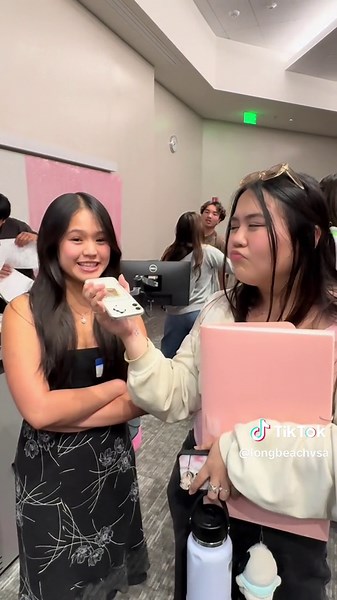 GEN MEETING #6 INTERVIEW #csulb #vsa #hellokitty