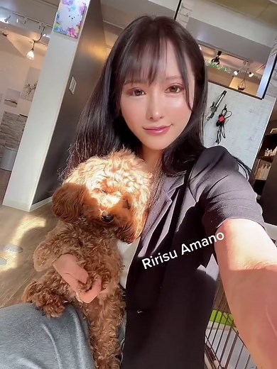 天野りりす 髪を黒っぽくしたサロンヘア｜Ririsu Amano 髪色変更