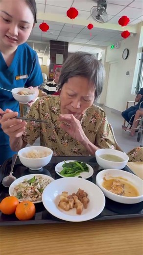 Bà liên dưỡng lão hạnh phúc viên 21/1/2026 p1 #alzheimer #parkinson