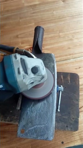 🔥 Restore Rusty Knives Like New! #KitchenHacks #LifeHacks #RustyKnife