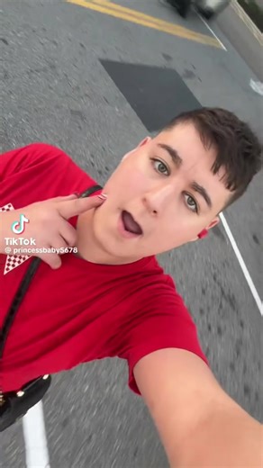 IM IN LOVE WITH A DUMPERRRR#fypシ゚viral #likeeeeeeeeee #makemefamous #dontletthisflop #trend