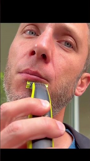 Easy Shaving using Philips Norelco OneBlade