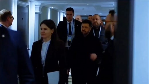 泽连斯基迈着“六亲不认”的步伐，与鲁比奥在慕尼黑举行闭门会晤