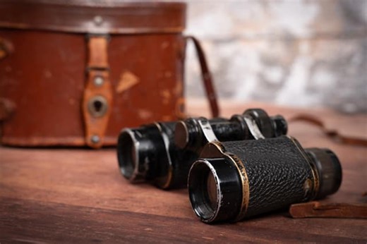 When Derbyshire man made history: Sir Barnes Wallis Dambusters binoculars - used in 1955 film - up for sale