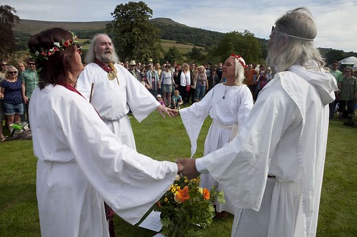 Wicca, Witchcraft or Paganism - What's the Difference?