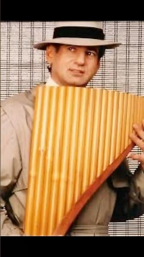 Gheorghe Zamfir Romanian Pan Flute Musician ‪@WhiteRedBlackNico‬