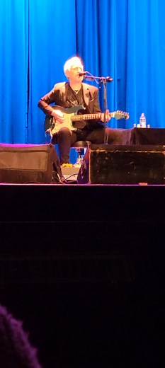 Colin James put on an incredible performance last night !! My favorite Canadian blues guitarist !! "Keep On Lovin' Me Baby" | Danny Atwell