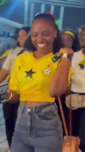 WE LIVE - COME THRU 📍SILVER SHELLS LIFESTYLE RESTAURANT #ghanaindependence