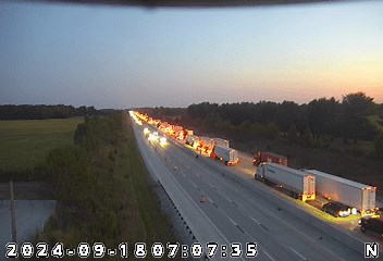 Semi crash brings traffic to standstill on I-65 in Boone County