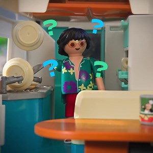 🌞 Adventure mode: ON 🚐✨ We packed the van, grabbed our favourite toys, and hit the open road! Where will imagination take us today? 🌈🛣️ 📸 Pop your favourite road trip emoji in the comments! #PlaymobilAdventures #RoadTripVibes #CamperVanLife #ImaginationUnleashed | Playmobil