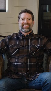 📻 Catch Josh Turner's Christmas special, "King Size Manger," airing this weekend on Bill Gaither's enLighten radio on SiriusXM! Tune in to channel 150 or listen on the Sirius XM App here ➡️ https://sxm.app.link/BillGaitherEnlightenChannel Saturday 12/14 @ 6 PM ET / 5 PM CT Sunday 12/15 @ 3 PM ET / 4 PM CT #GaitherMusic #SiriusXM #JoshTurner #ChristmasMusic | Gaither Music