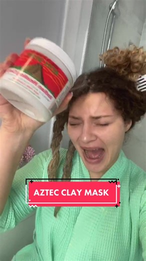 I don’t know if I’ll forgive y’all for making me try this... #aztecclay #hairmask #diyhair